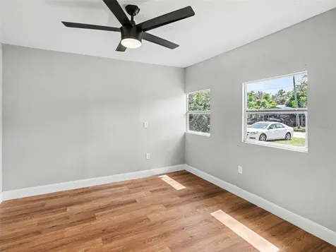 38702 South Avenue Zephyrhills FL 33542