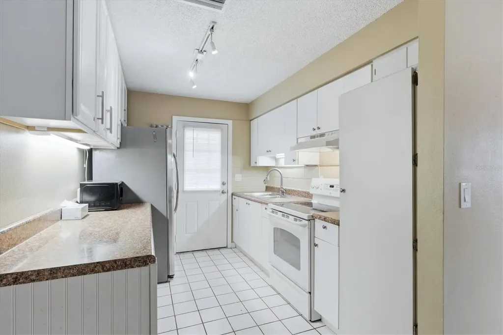 1858 Marbeth Street Sarasota FL 34231
