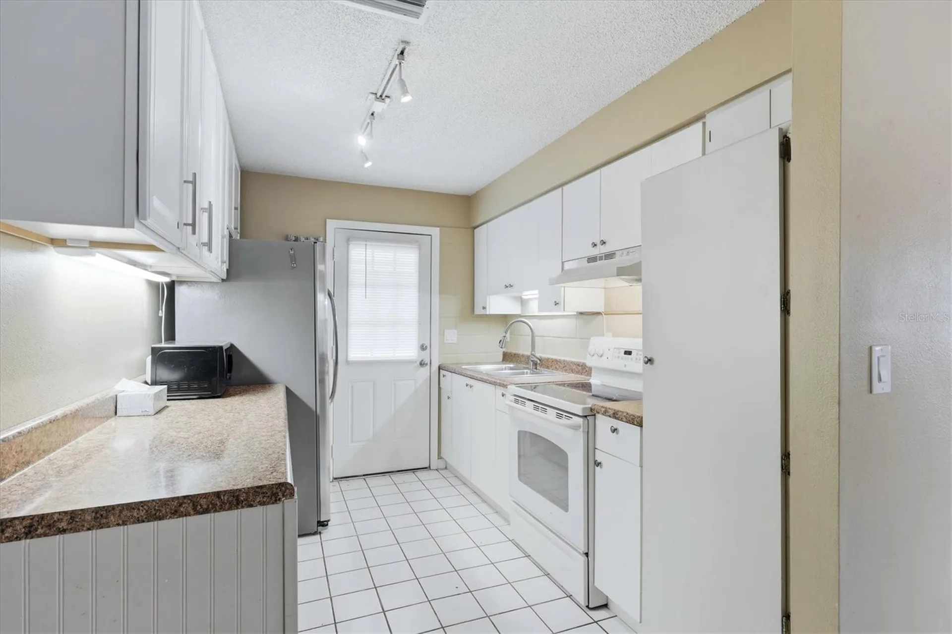 1858 Marbeth Street Sarasota FL 34231