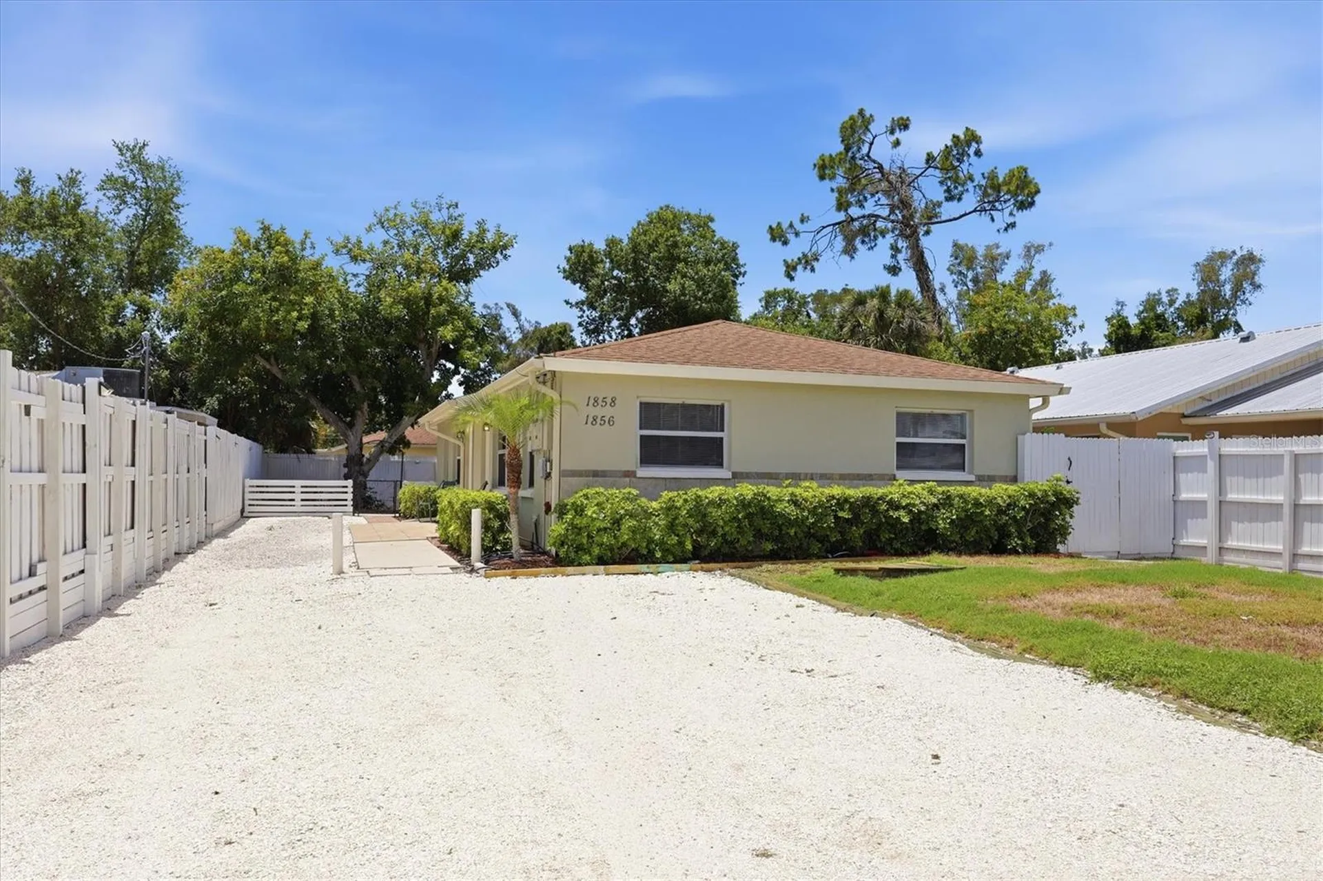 1858 Marbeth Street Sarasota FL 34231