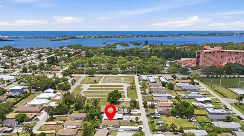 1858 Marbeth Street Sarasota FL 34231