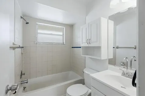 1858 Marbeth Street Sarasota FL 34231