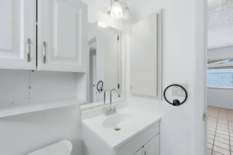 1858 Marbeth Street Sarasota FL 34231