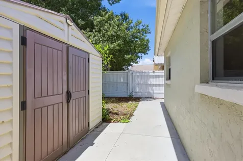 1858 Marbeth Street Sarasota FL 34231