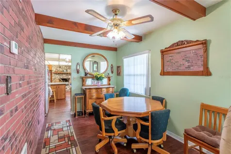 1310 Roscomare Avenue Orlando FL 32806