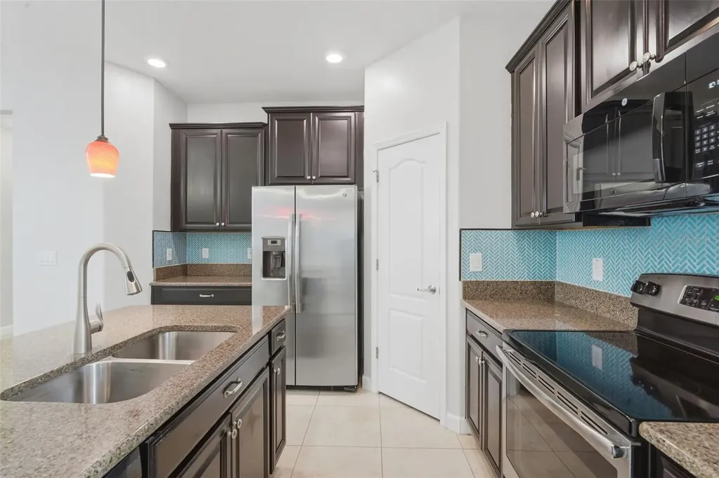 15025 Evergreen Oak Loop Winter Garden FL 34787