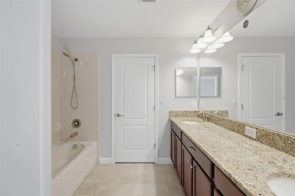 15025 Evergreen Oak Loop Winter Garden FL 34787