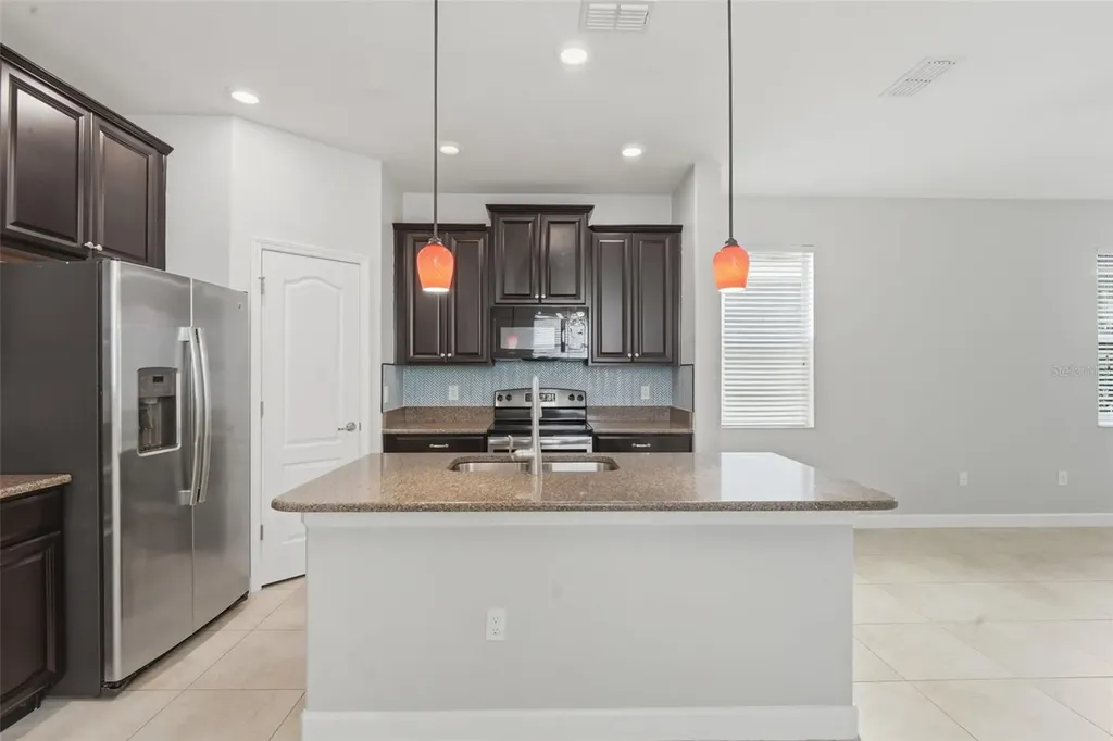 15025 Evergreen Oak Loop Winter Garden FL 34787