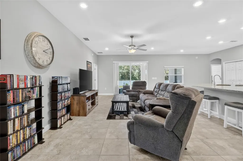 319 Travelers Creek Drive Auburndale FL 33823