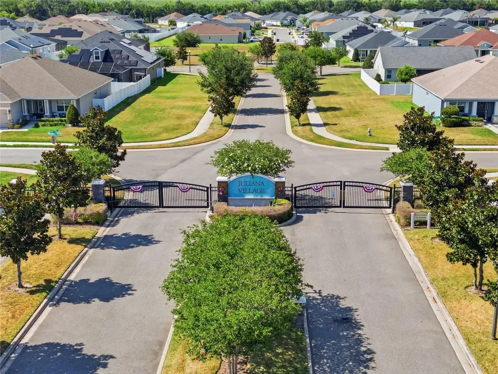 319 Travelers Creek Drive Auburndale FL 33823