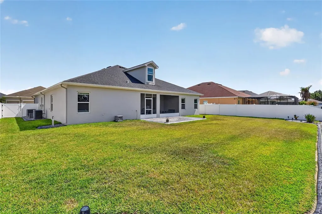 319 Travelers Creek Drive Auburndale FL 33823