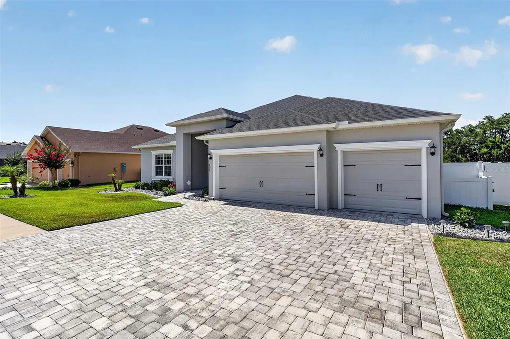 319 Travelers Creek Drive Auburndale FL 33823