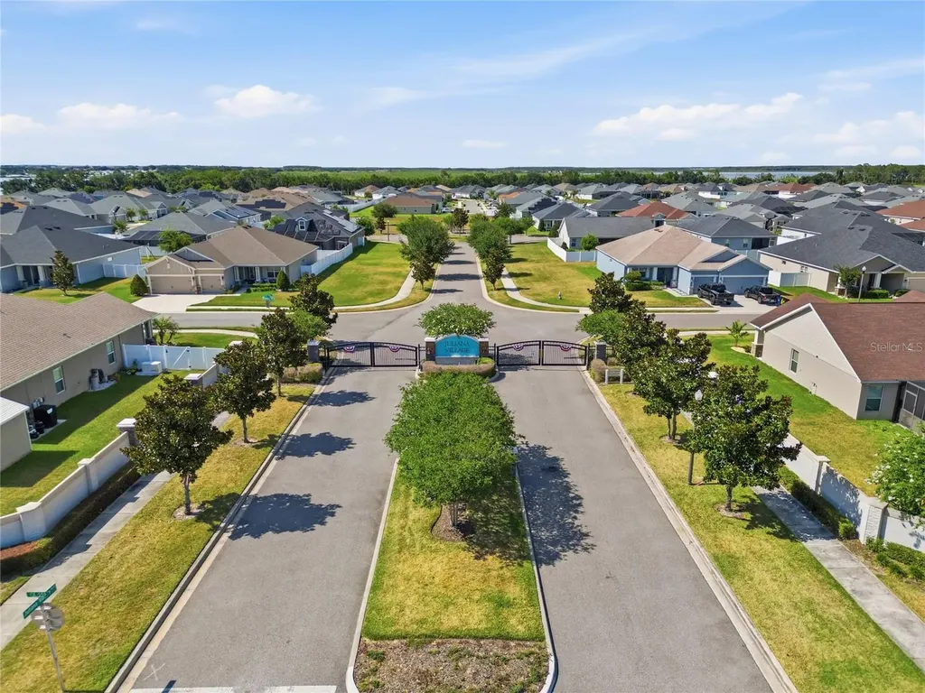 319 Travelers Creek Drive Auburndale FL 33823