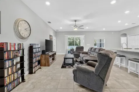 319 Travelers Creek Drive Auburndale FL 33823