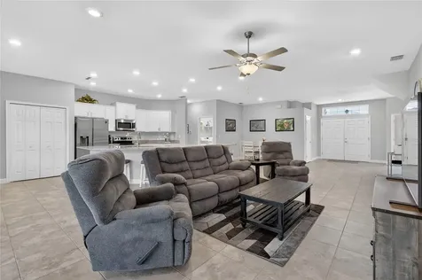 319 Travelers Creek Drive Auburndale FL 33823