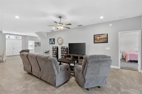 319 Travelers Creek Drive Auburndale FL 33823