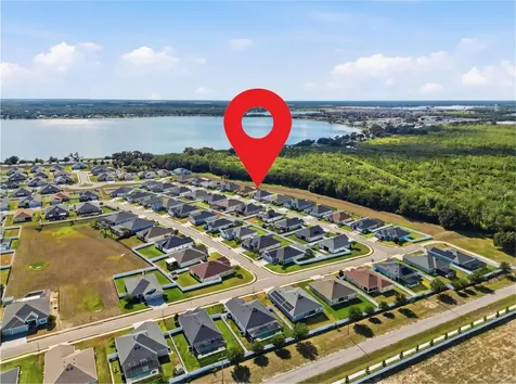 319 Travelers Creek Drive Auburndale FL 33823