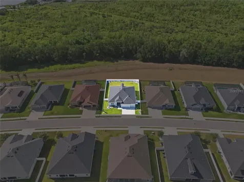 319 Travelers Creek Drive Auburndale FL 33823