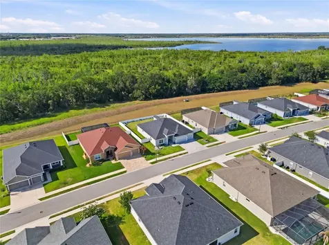 319 Travelers Creek Drive Auburndale FL 33823