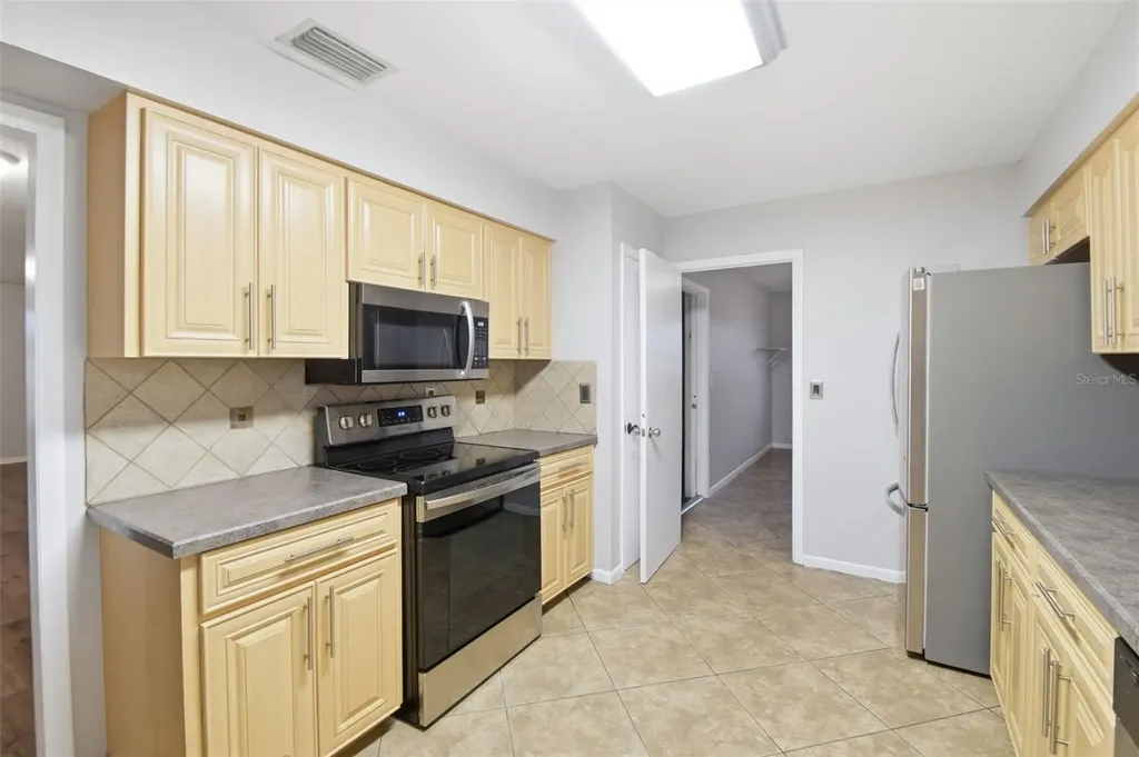 1534 Lagoon Road Lakeland FL 33803