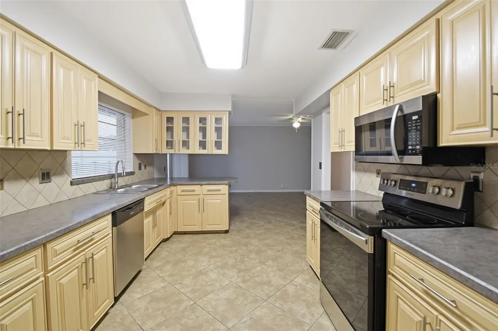 1534 Lagoon Road Lakeland FL 33803