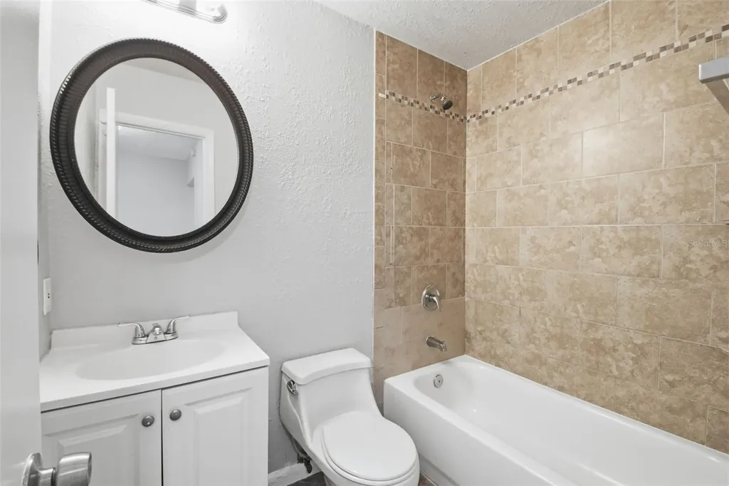 1534 Lagoon Road Lakeland FL 33803