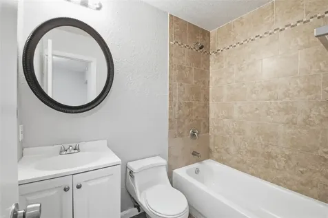 1534 Lagoon Road Lakeland FL 33803