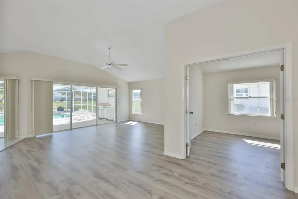 323 Caloosa Palms Court Sun City Center FL 33573