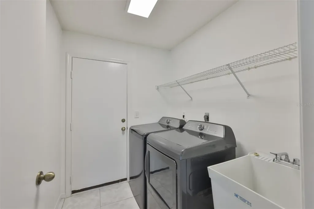 323 Caloosa Palms Court Sun City Center FL 33573
