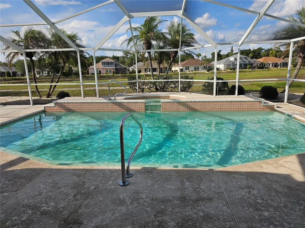 323 Caloosa Palms Court Sun City Center FL 33573