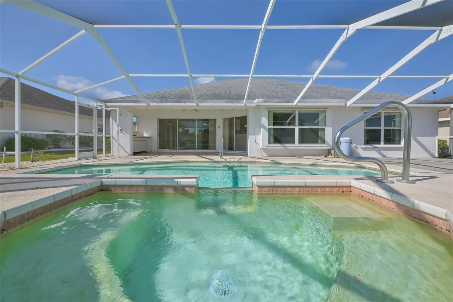 323 Caloosa Palms Court Sun City Center FL 33573