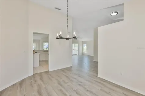 323 Caloosa Palms Court Sun City Center FL 33573