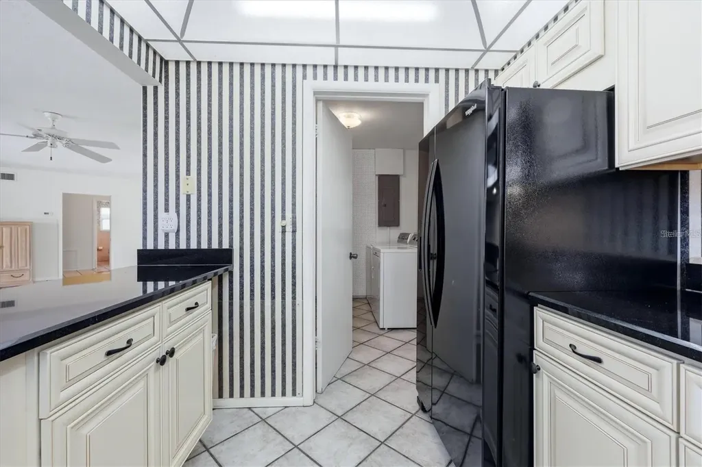 5108 Sandy Shore Avenue Sarasota FL 34242