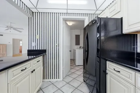 5108 Sandy Shore Avenue Sarasota FL 34242