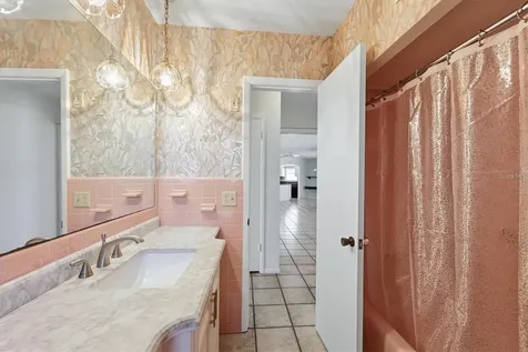 5108 Sandy Shore Avenue Sarasota FL 34242