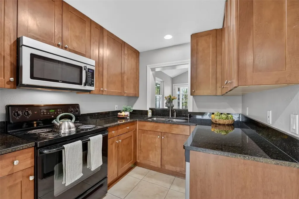 10136 Peach Avenue Englewood FL 34224
