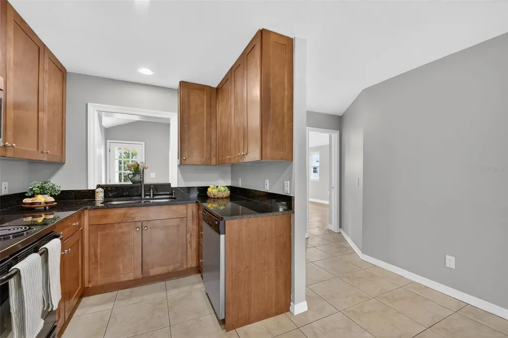 10136 Peach Avenue Englewood FL 34224