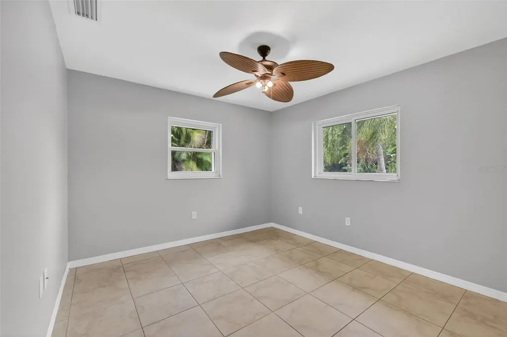 10136 Peach Avenue Englewood FL 34224
