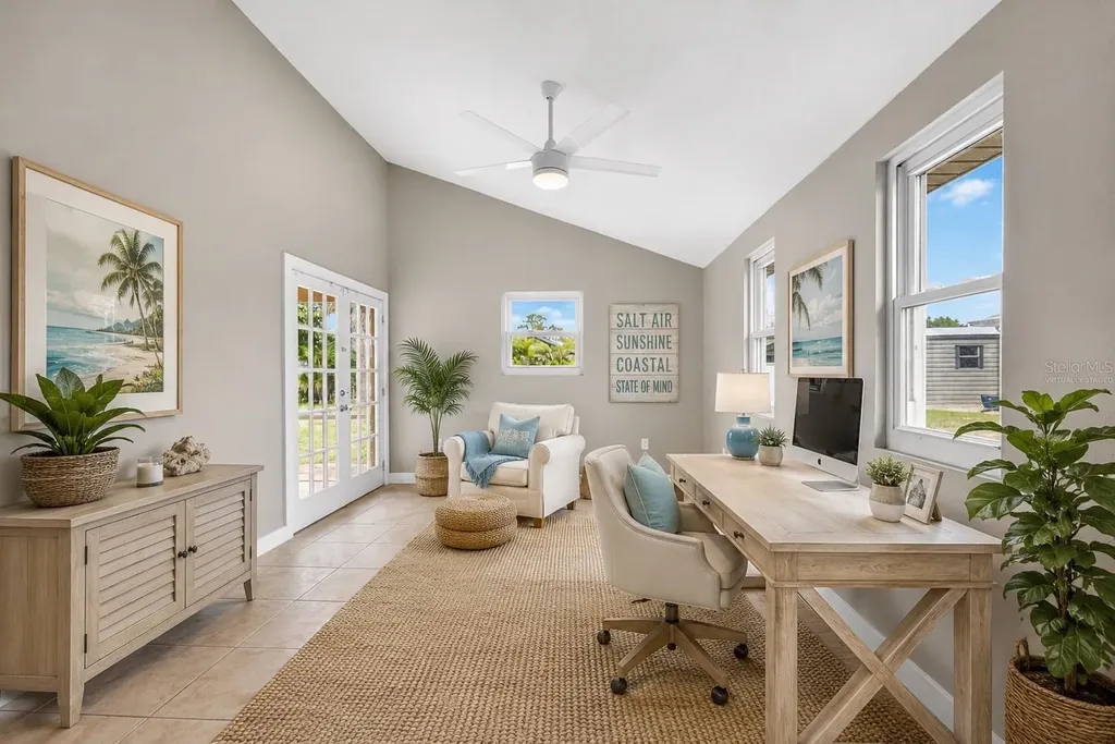 10136 Peach Avenue Englewood FL 34224