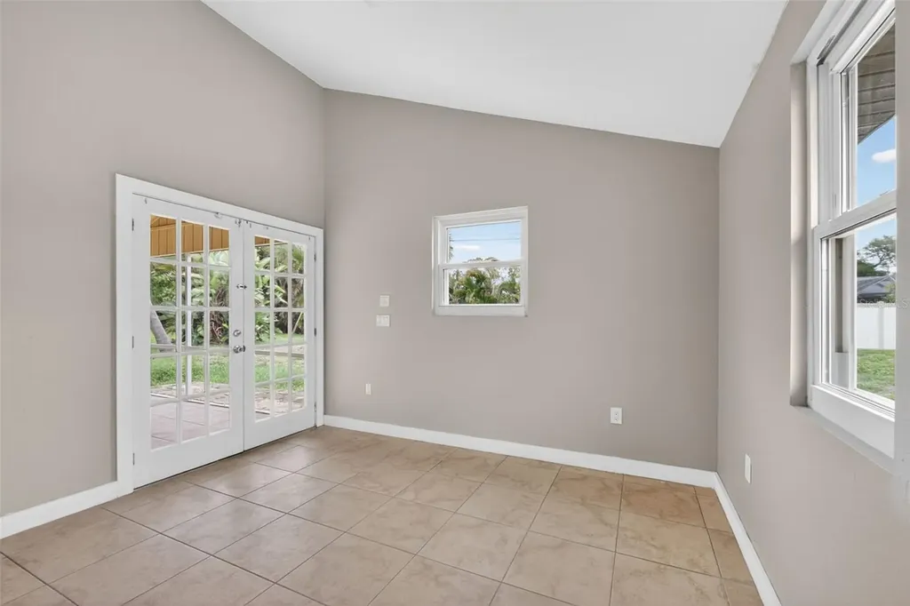 10136 Peach Avenue Englewood FL 34224