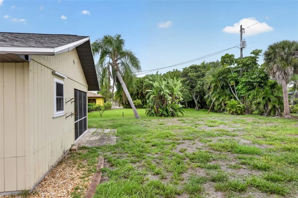 10136 Peach Avenue Englewood FL 34224
