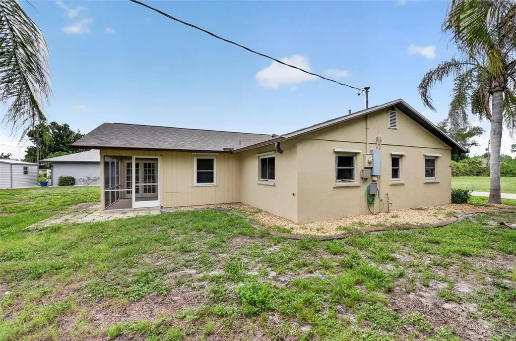 10136 Peach Avenue Englewood FL 34224
