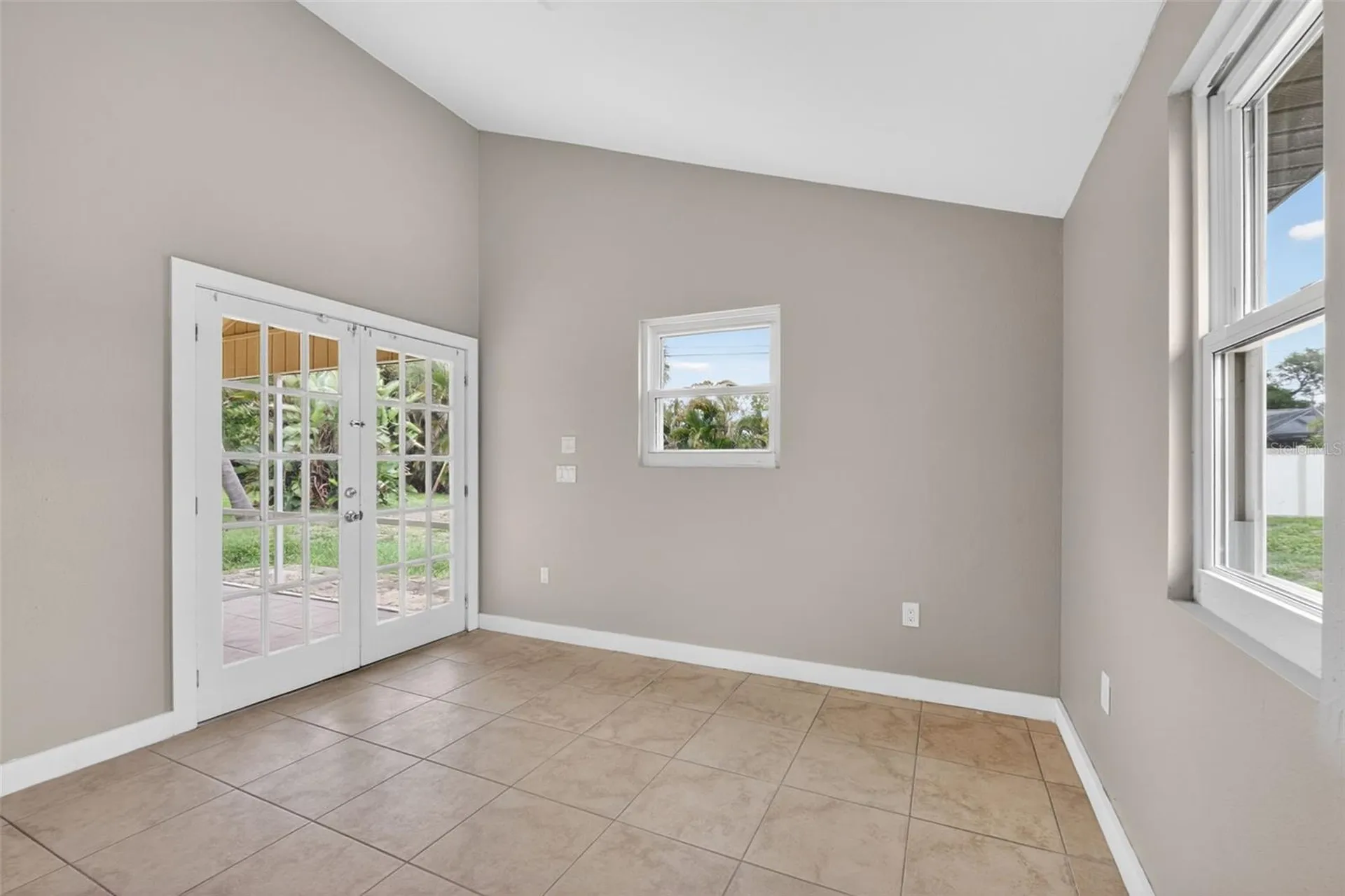 10136 Peach Avenue Englewood FL 34224