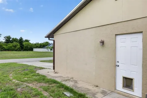 10136 Peach Avenue Englewood FL 34224