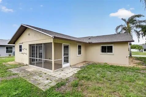 10136 Peach Avenue Englewood FL 34224