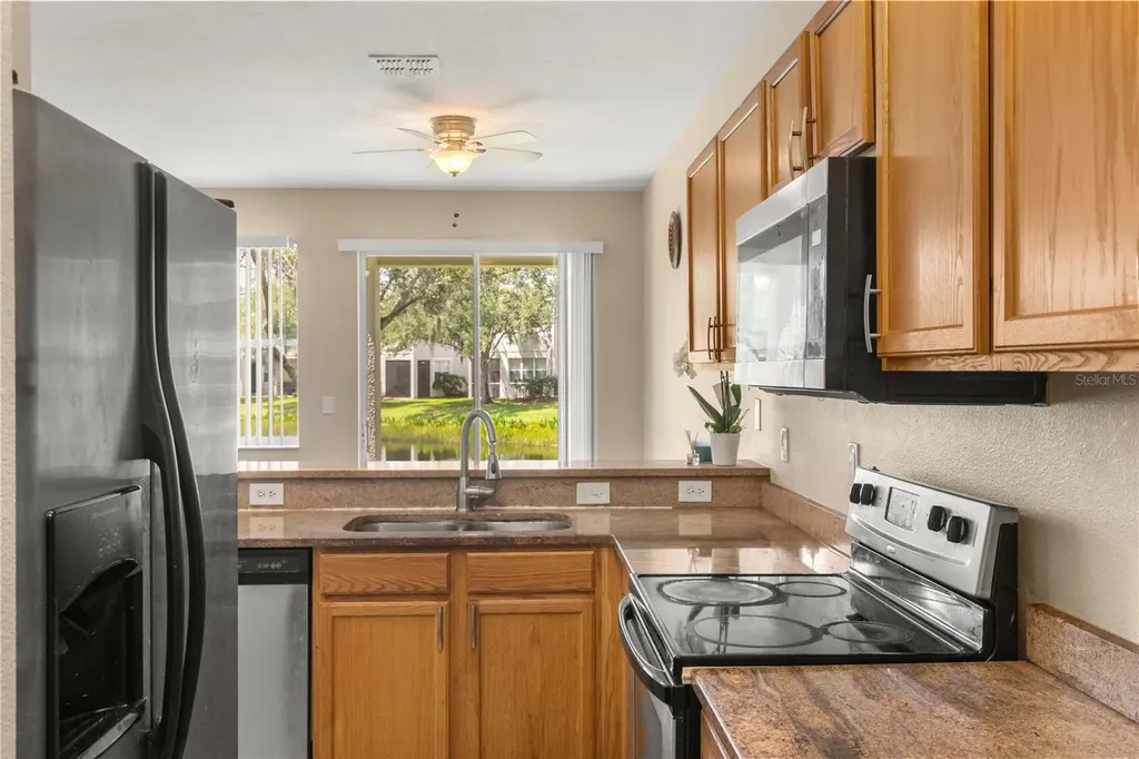 10306 Stone Moss Avenue Tampa FL 33647