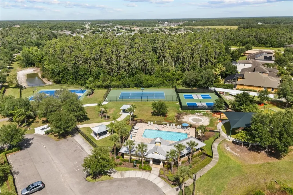 10306 Stone Moss Avenue Tampa FL 33647