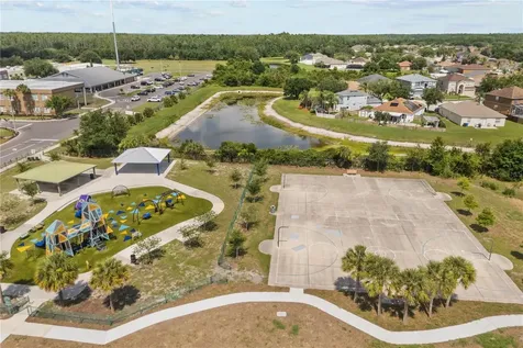 10306 Stone Moss Avenue Tampa FL 33647