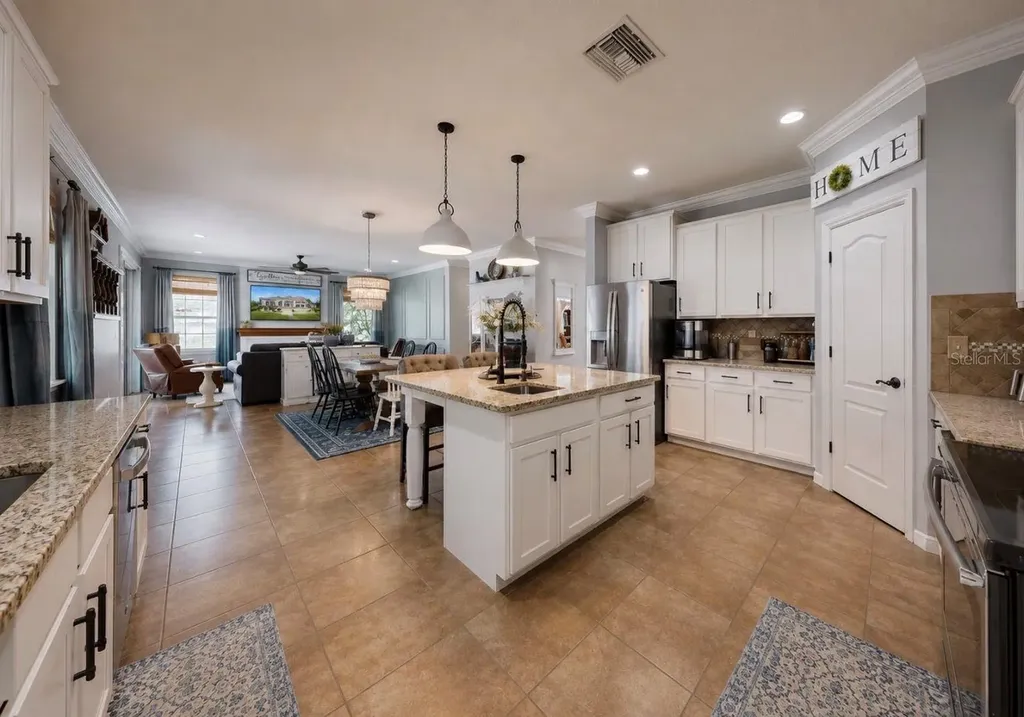 12426 Fairlawn Drive Riverview FL 33579