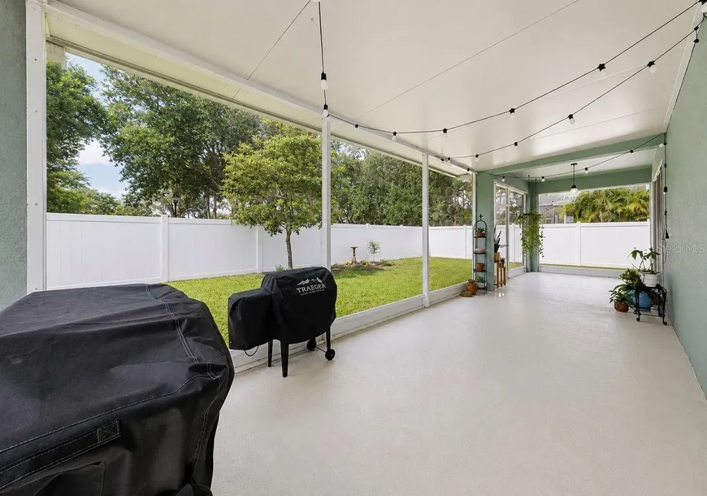 12426 Fairlawn Drive Riverview FL 33579